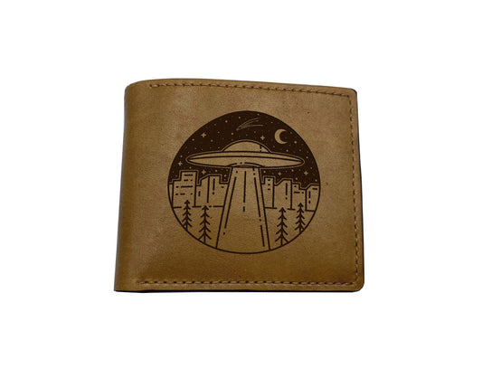 Alien UFO leather men's present, custom engrave gift ideas, Alien starship gift for boyfriend, leather anniversary fun art, wallet for boy