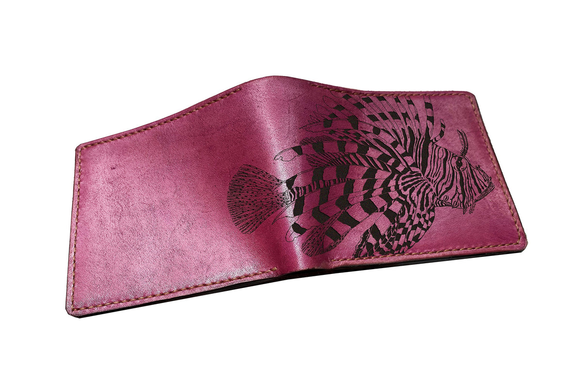 Customized leather men's wallet, bifold ID card wallet, Lionfish art wallet, animal pattern present for men, ocean fish men gift